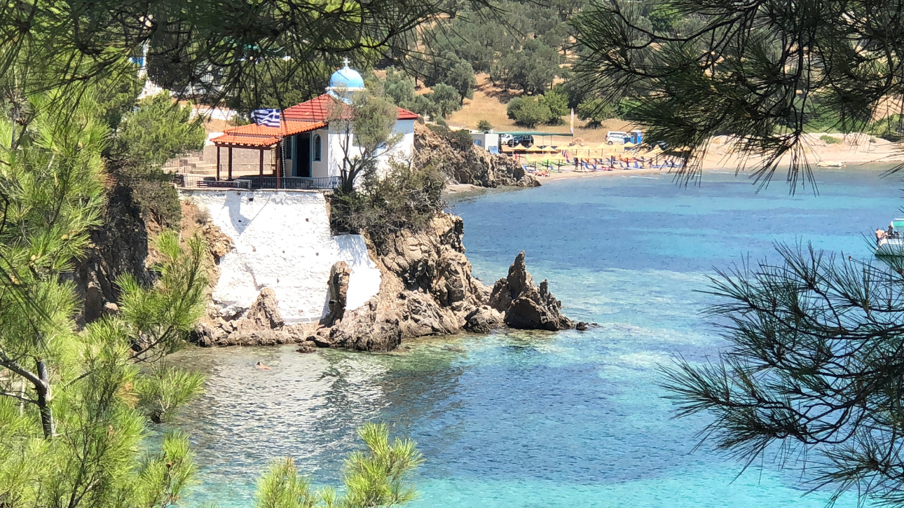 Last minute sailing holidays Greece