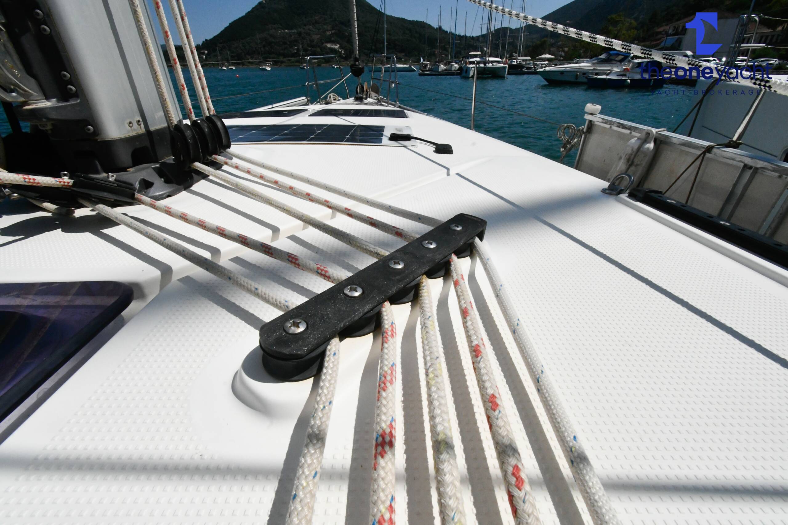 Bavaria 46 Cruiser - Image 34