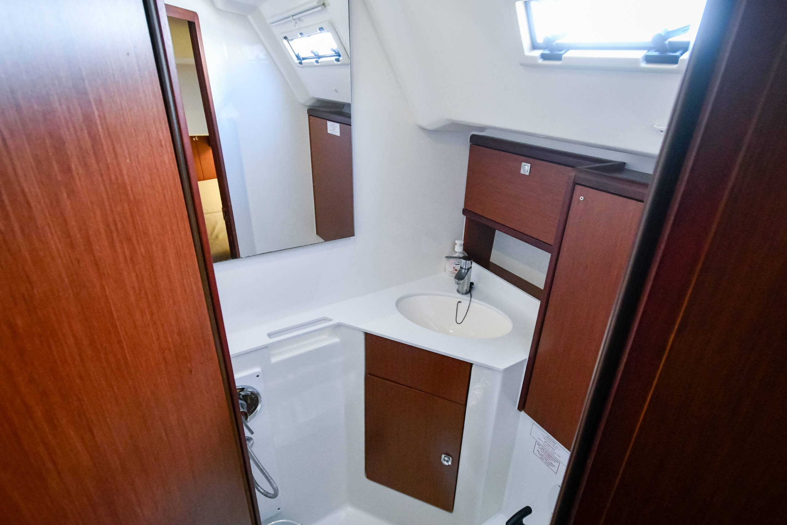 Bavaria 46 Cruiser - Image 117