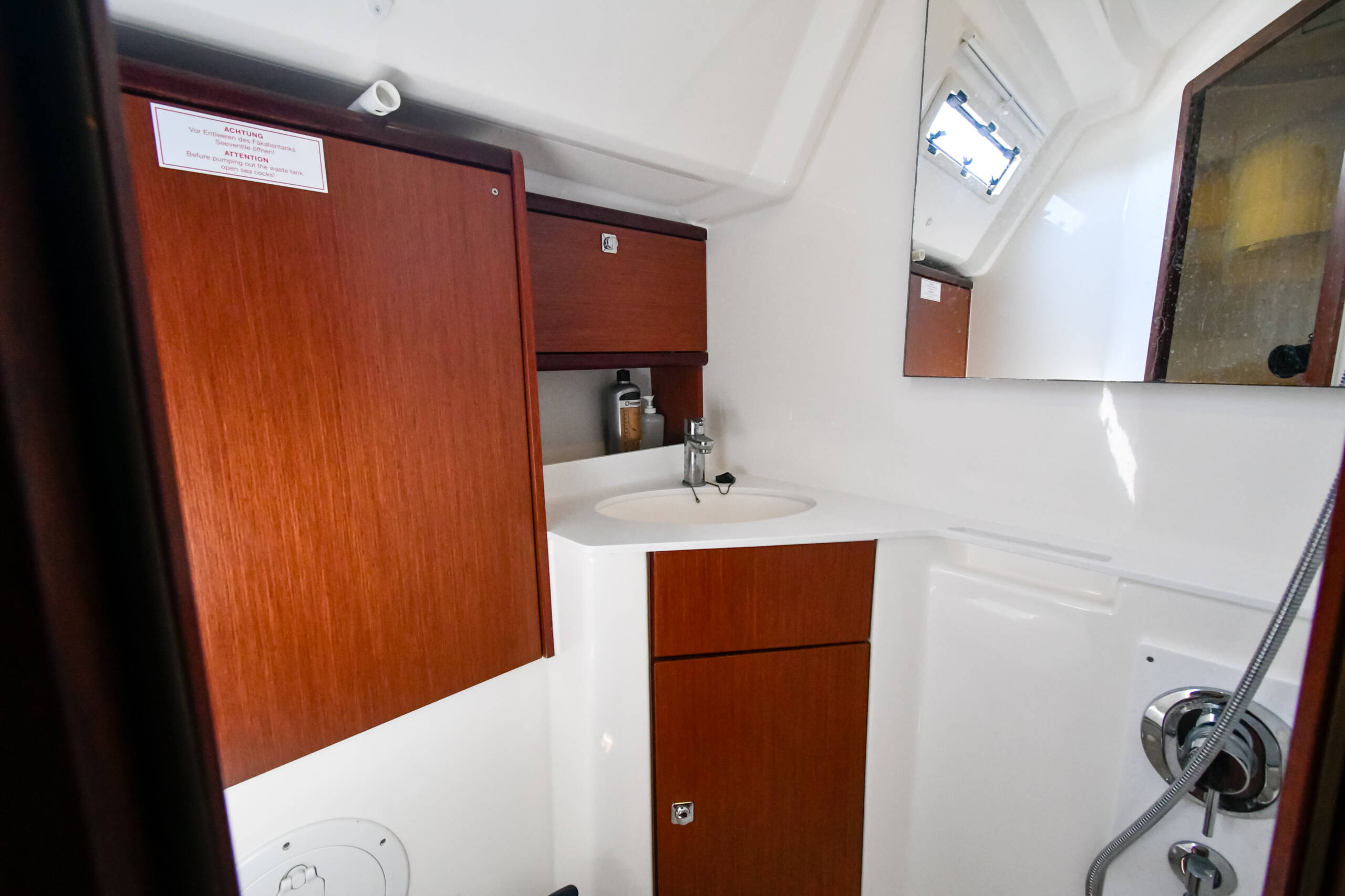 Bavaria 46 Cruiser - Image 131