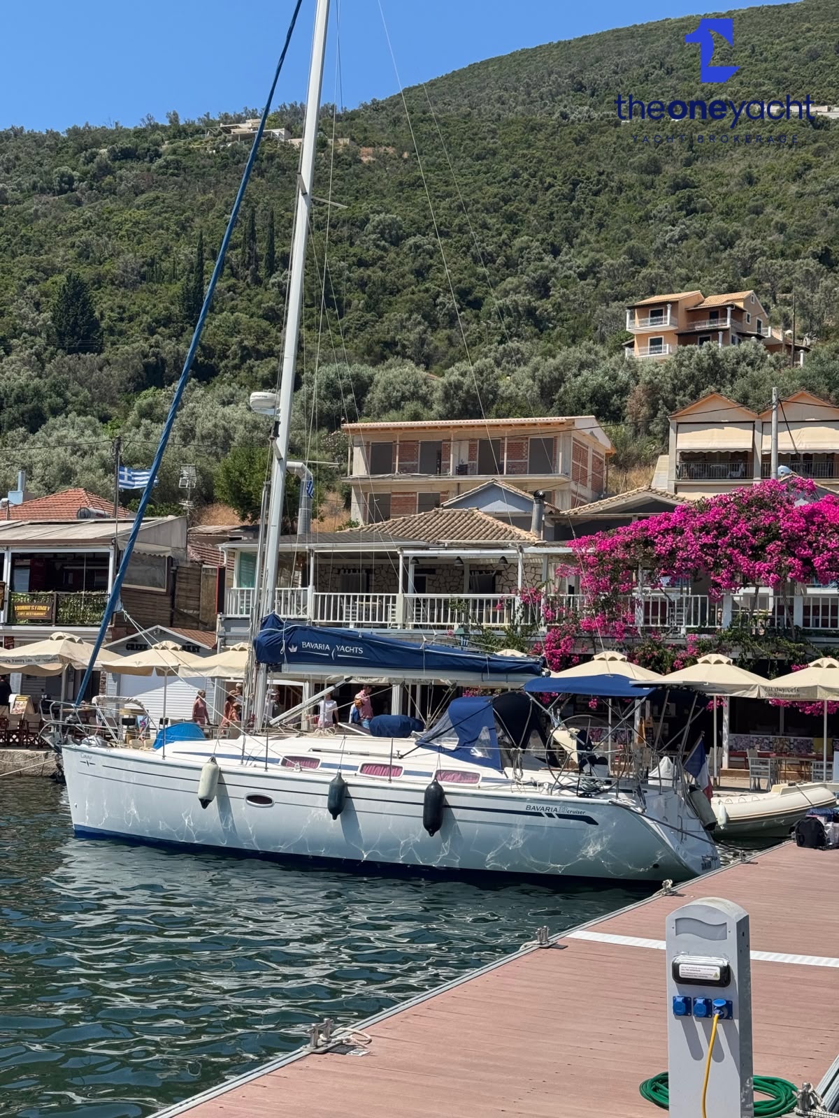 Bavaria 33 Cruiser - Image 2