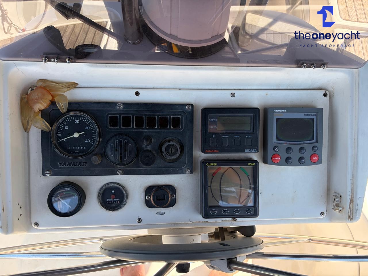Beneteau Oceanis 351 - Image 15