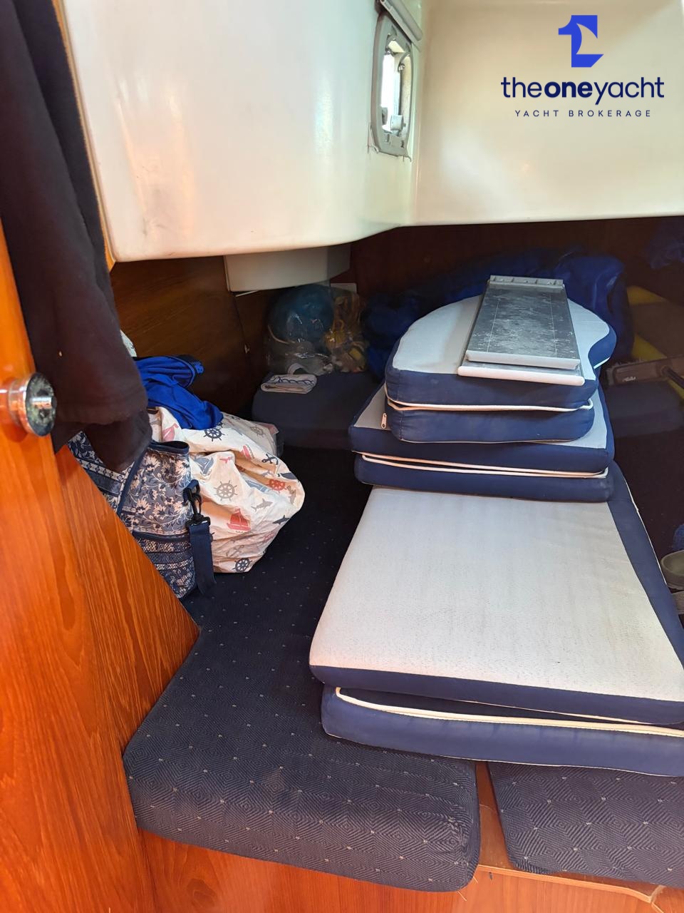Beneteau Oceanis 351 - Image 24