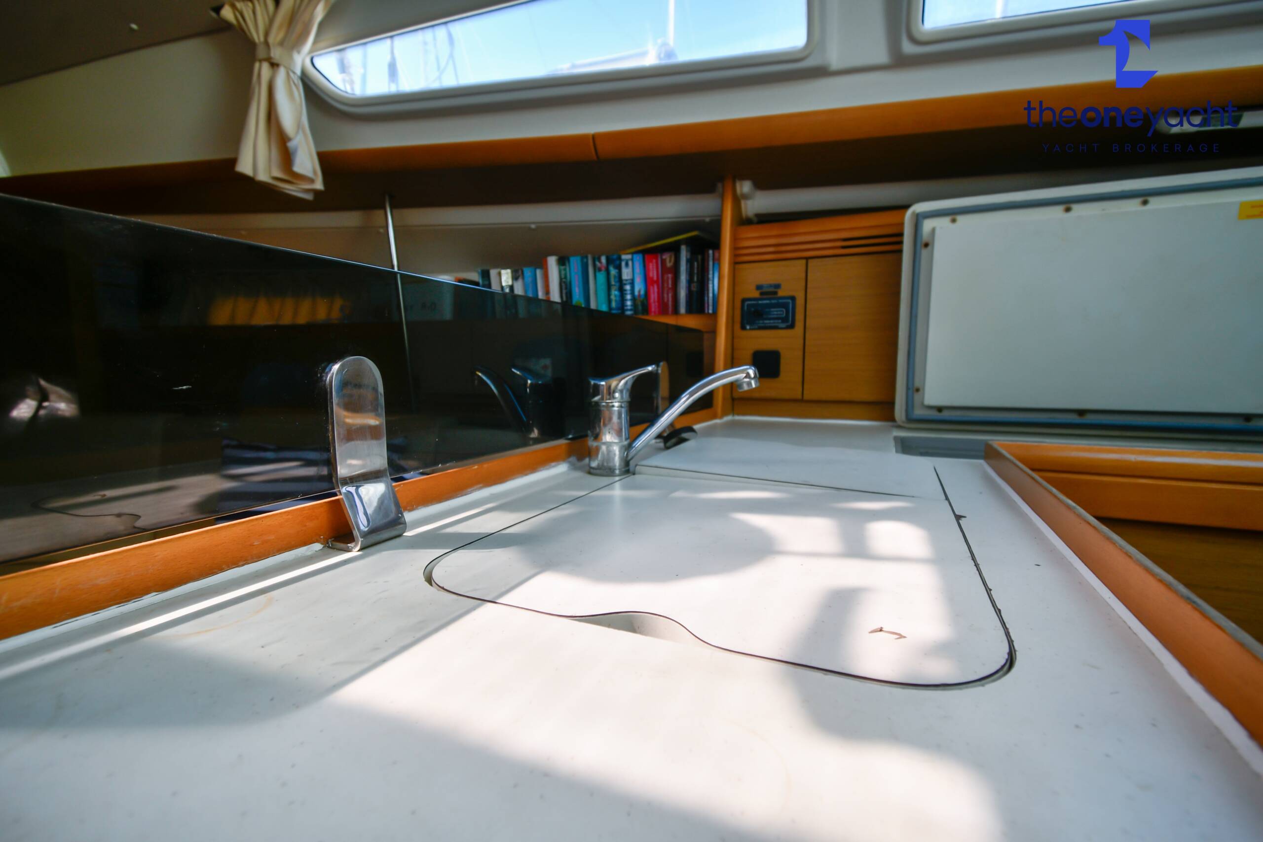 Jeanneau Sun Odyssey 36i - Image 45