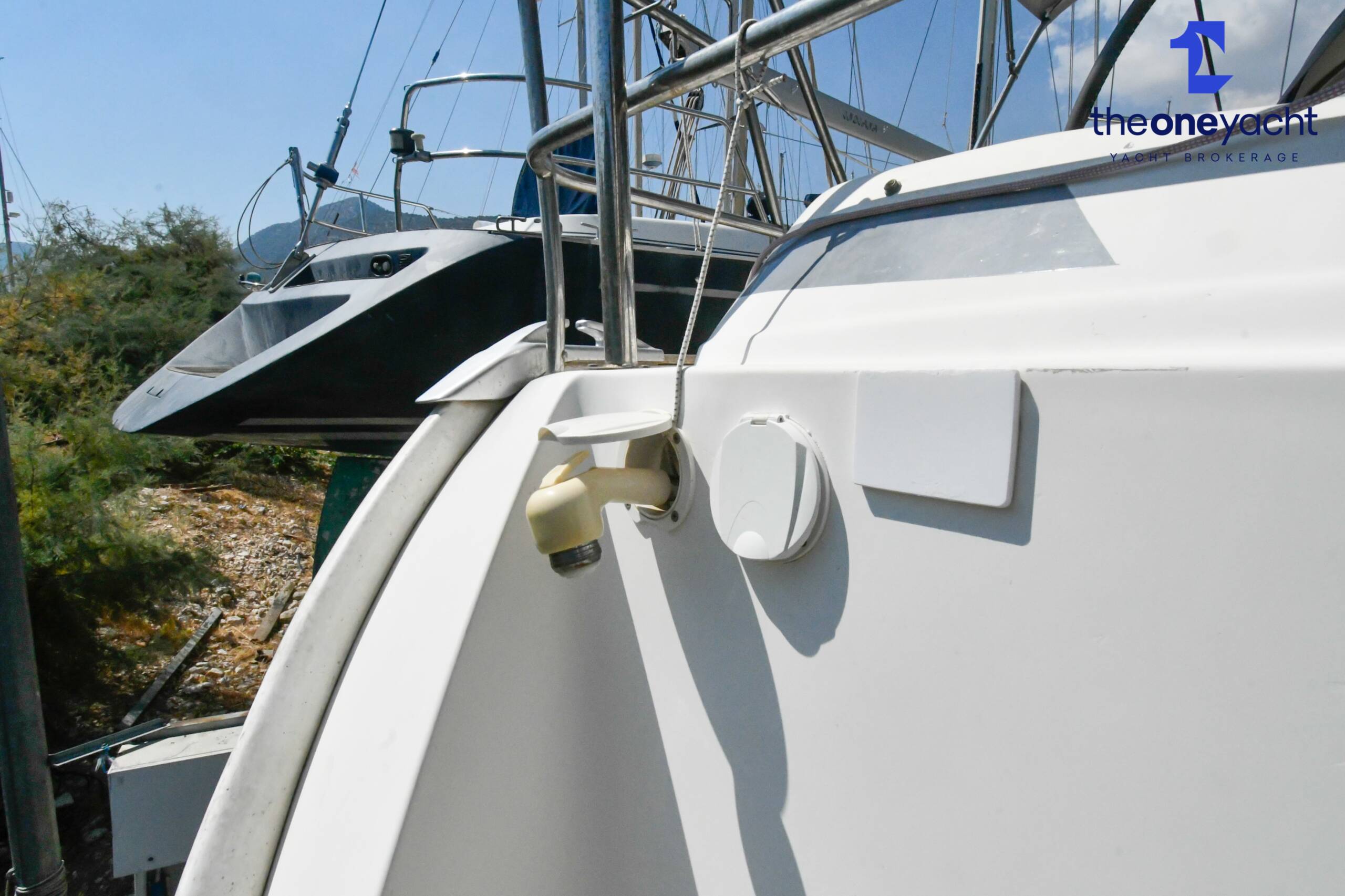Bavaria 47 Cruiser - Image 5