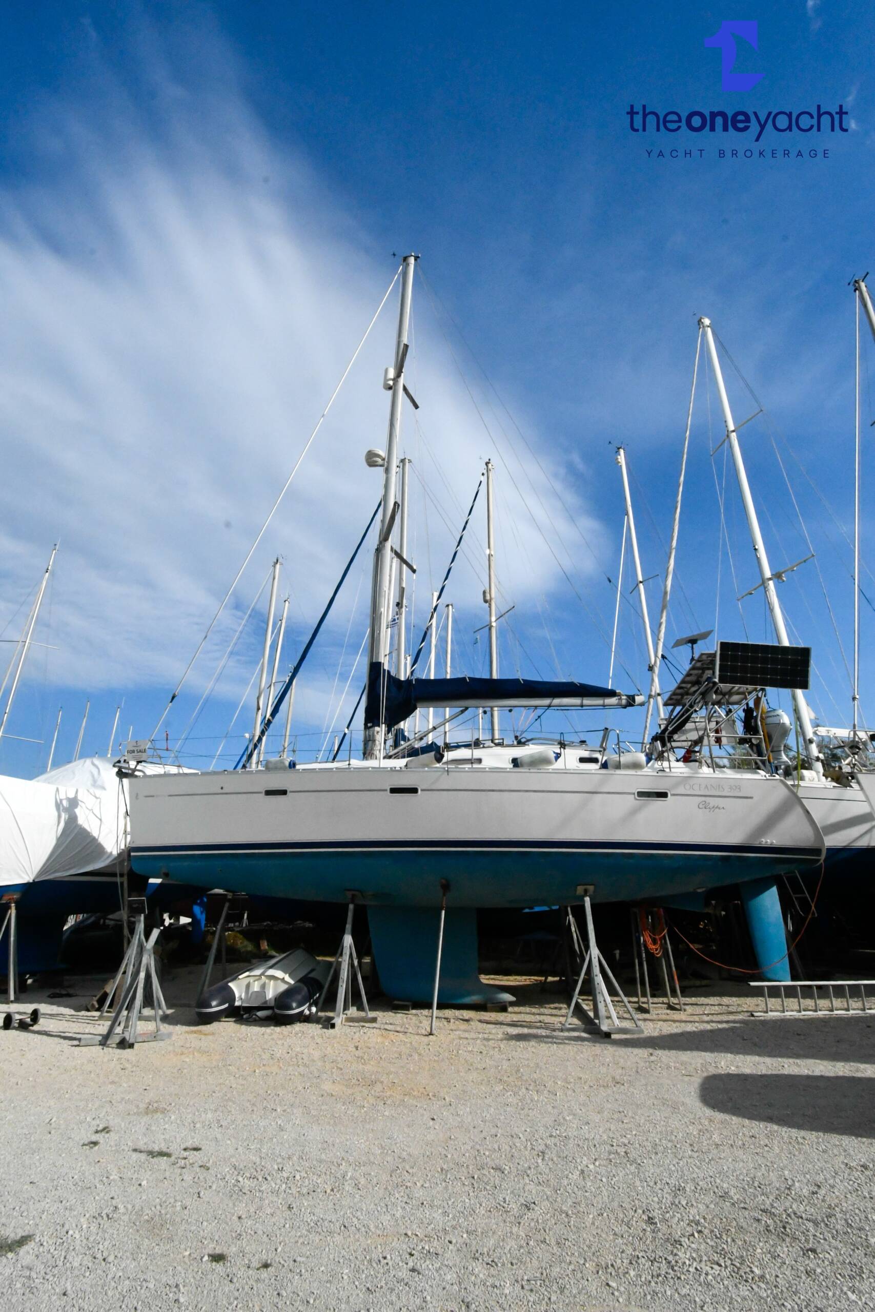 Beneteau Oceanis Clipper 393 - Image 4