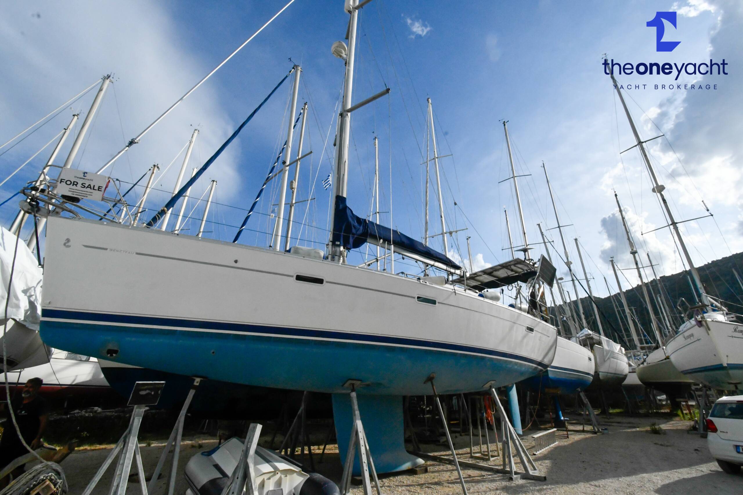 Beneteau Oceanis Clipper 393 - Image 5