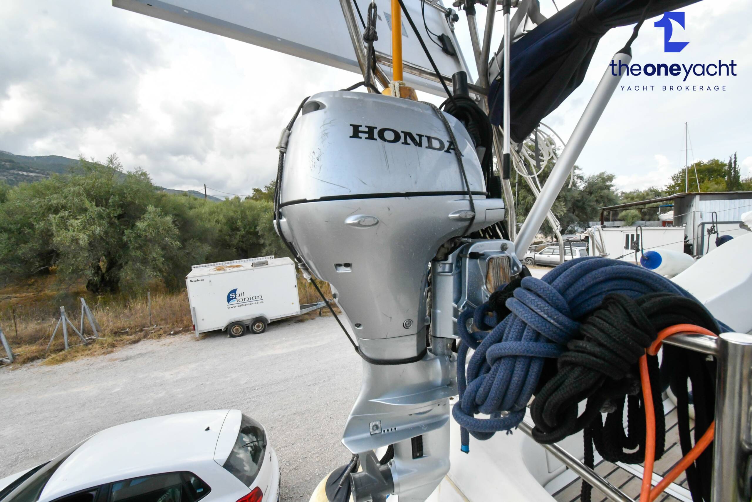 Beneteau Oceanis Clipper 393 - Image 16