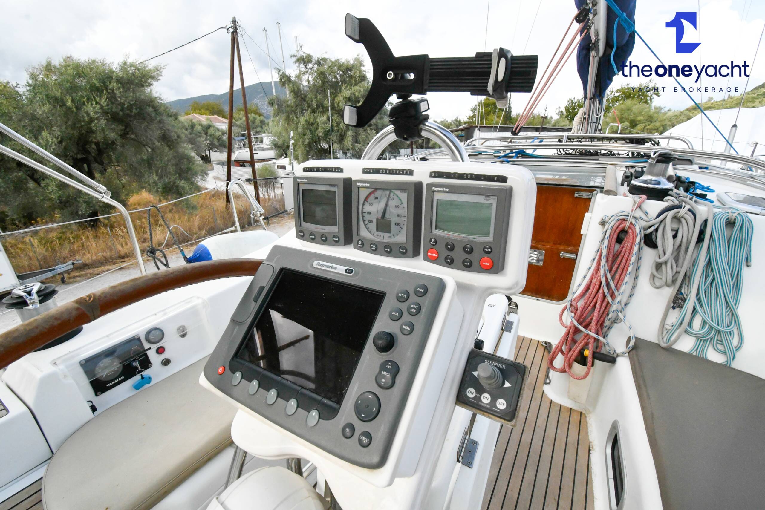Beneteau Oceanis Clipper 393 - Image 18