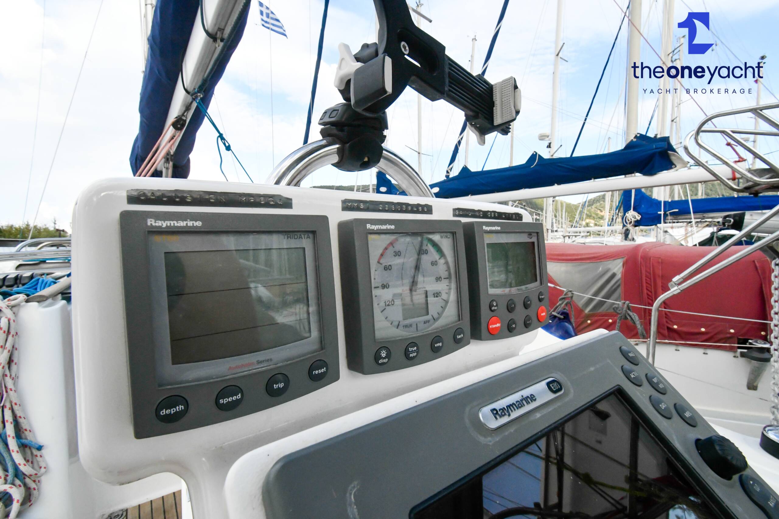 Beneteau Oceanis Clipper 393 - Image 21
