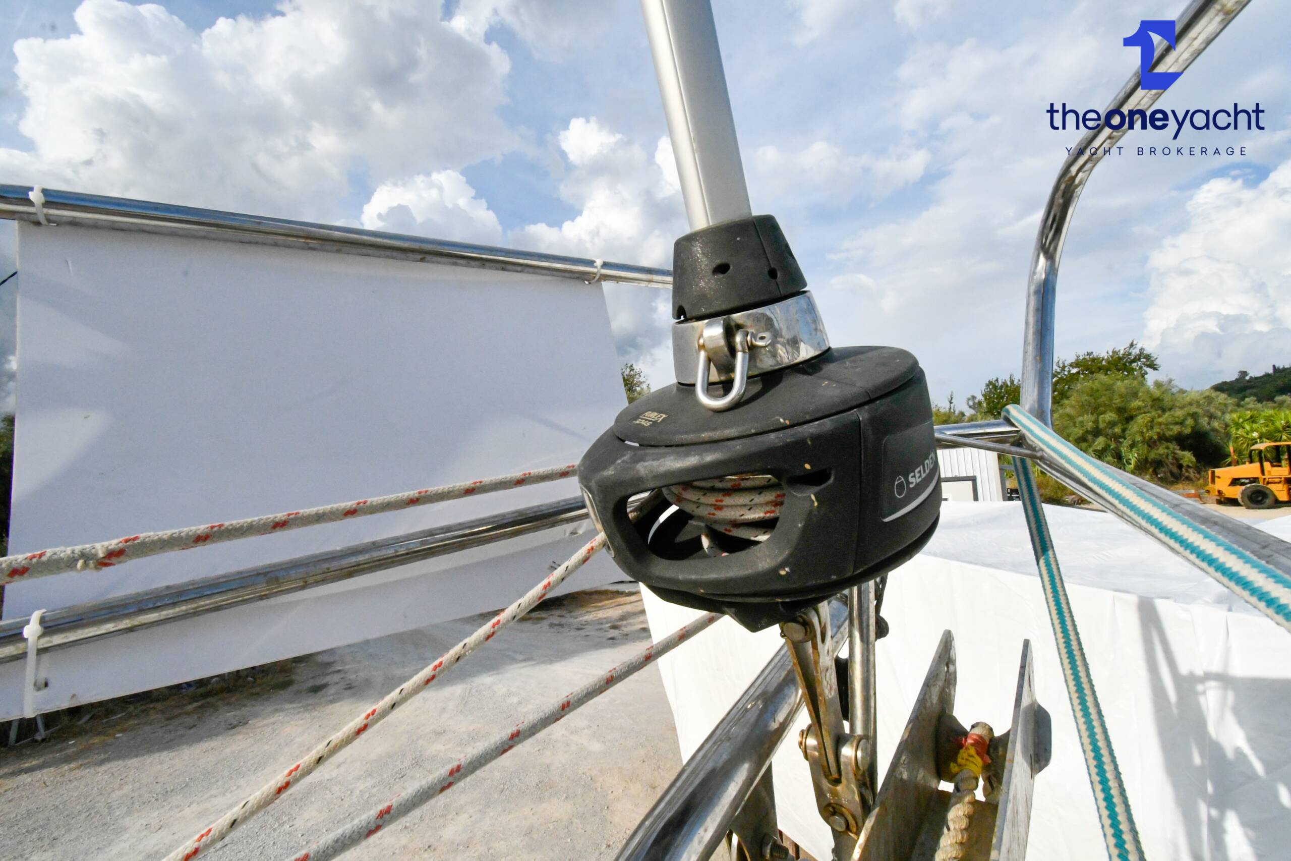 Beneteau Oceanis Clipper 393 - Image 44