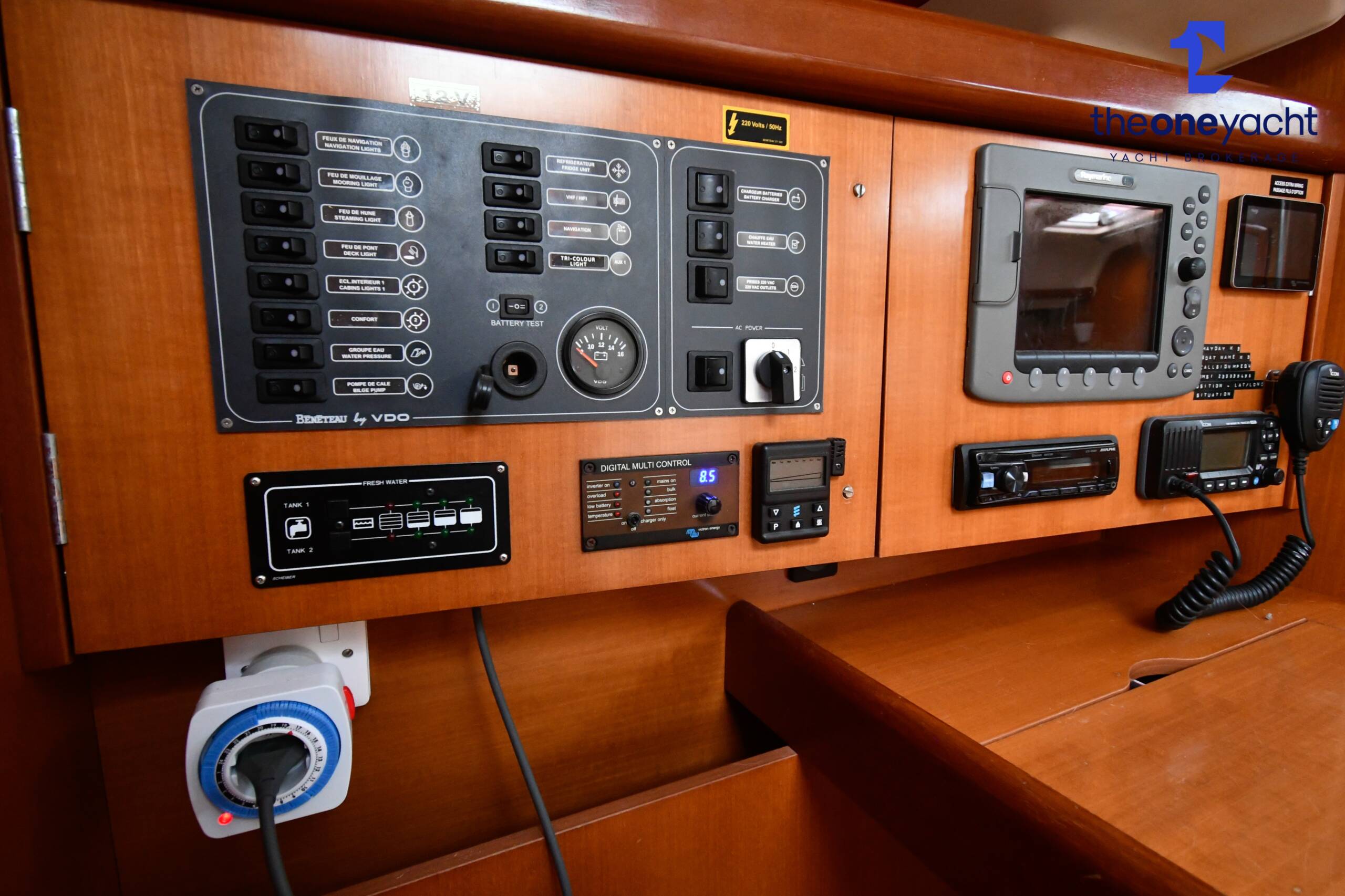 Beneteau Oceanis Clipper 393 - Image 55