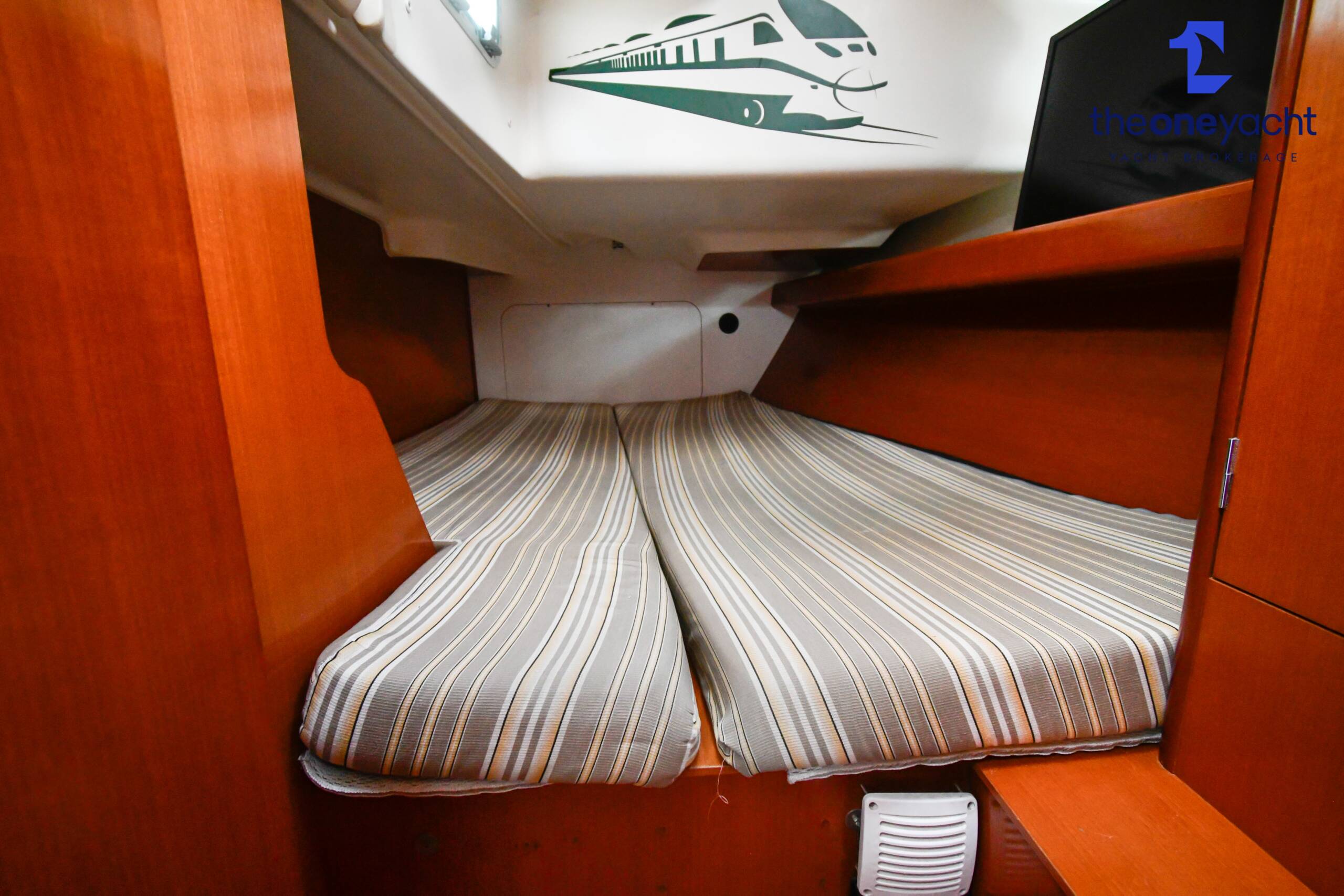 Beneteau Oceanis Clipper 393 - Image 69