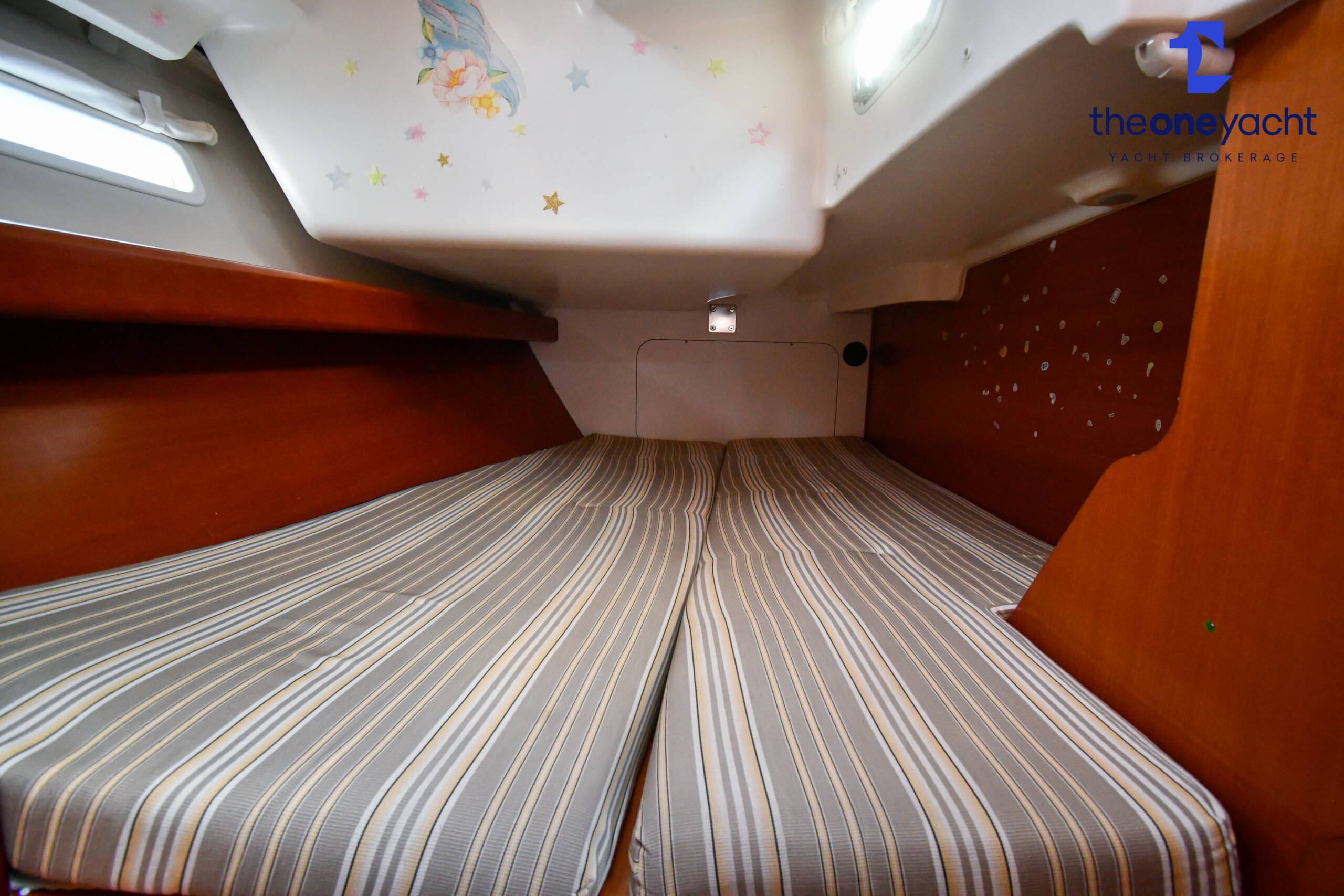 Beneteau Oceanis Clipper 393 - Image 75