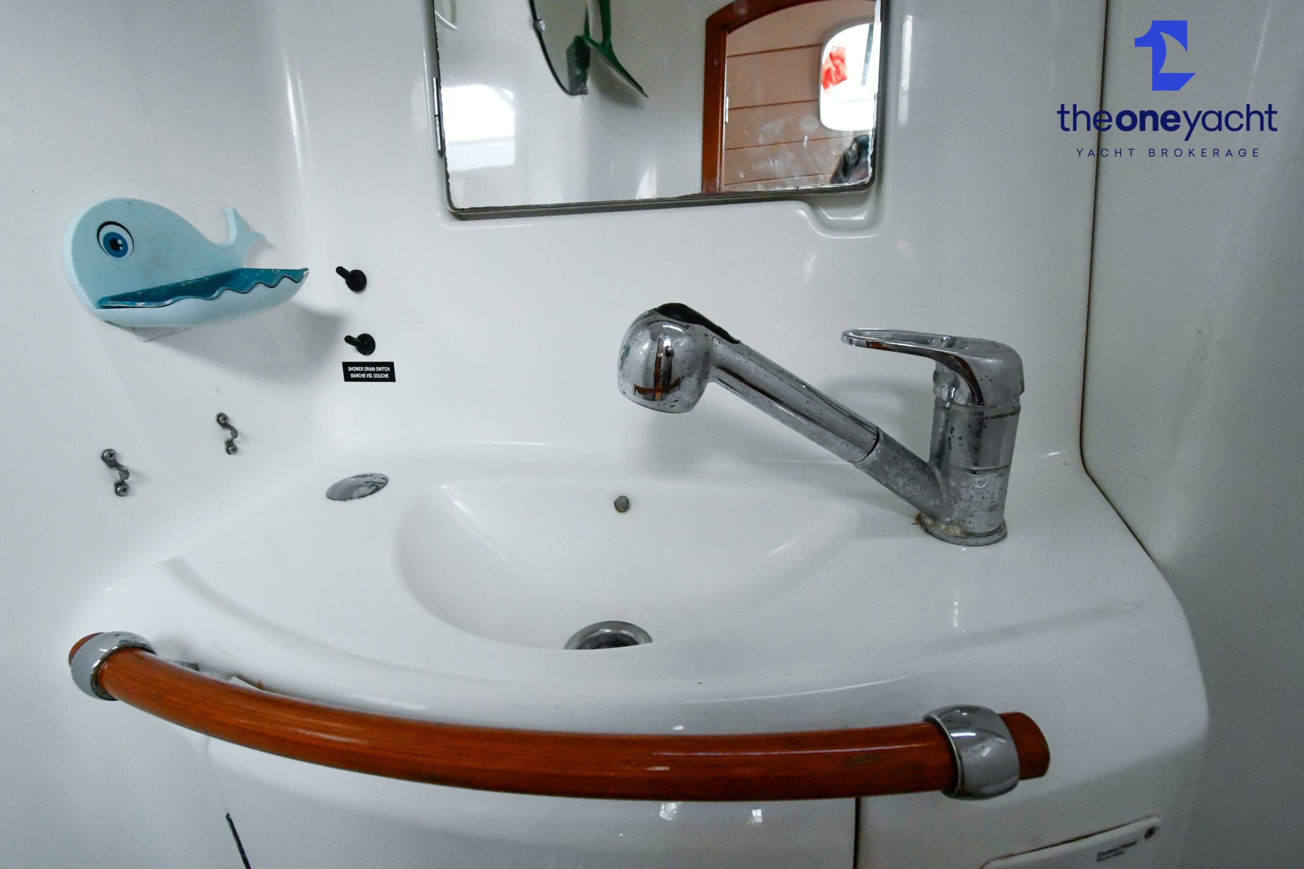 Beneteau Oceanis Clipper 393 - Image 83
