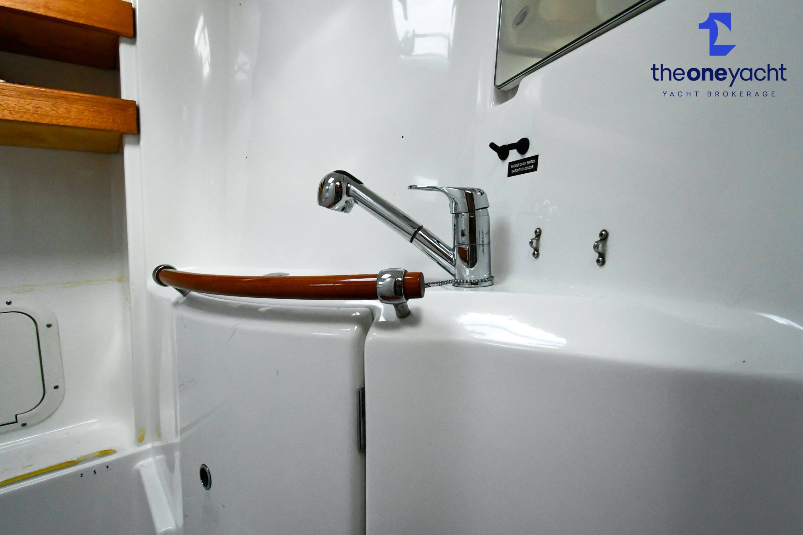 Beneteau Oceanis Clipper 393 - Image 102